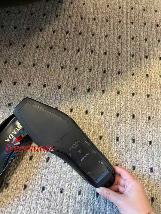 214781738935453_.pic.jpg
