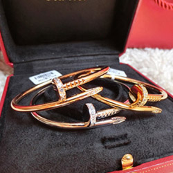 까르띠에 못팔찌 (남여공용)