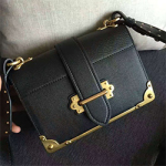 프라다  cahier 프라다 크로스백