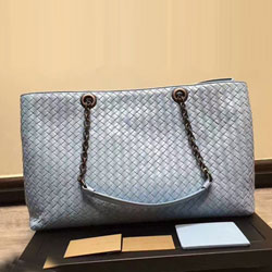 보테가 베네타 B7640