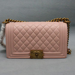 샤넬 캐비어 보이백 핑크 금장