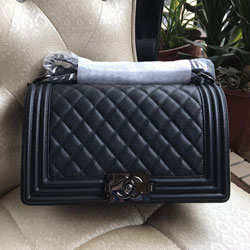 샤넬 체인 보이백