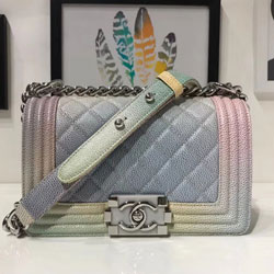 샤넬 보이백 캐비어 플랩백