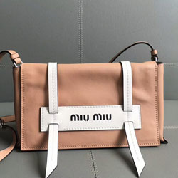 미우미우 가방 5BD075