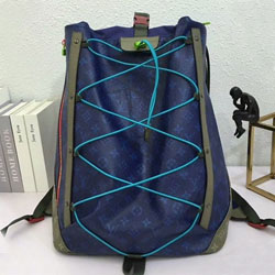 루이비통  아웃도어 백팩 M43833