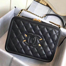    샤넬  코스메틱 케이스 20cm