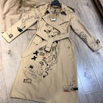 버버리 트렌치코트  B-5669554