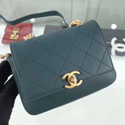 샤넬  플랩 백 A57698 20cm