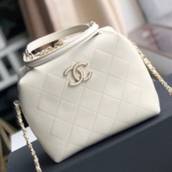 샤넬  숄더백 190603