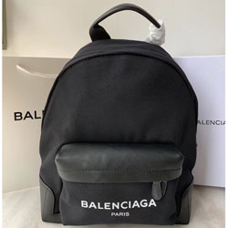 발렌시아가  백팩M BG-190705