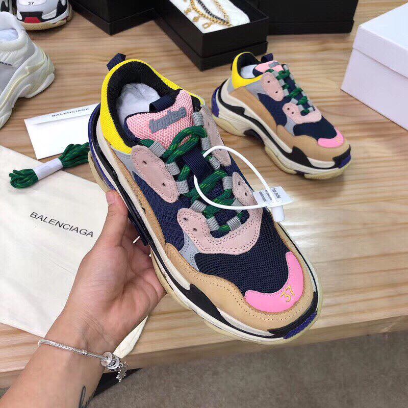 발렌시아가 남여공용 B-525652-4