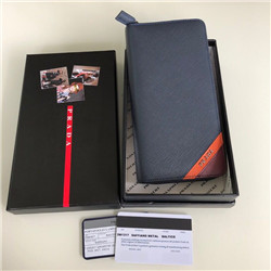 프라다  P-5738783