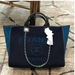 샤넬 토트 백 AS200221