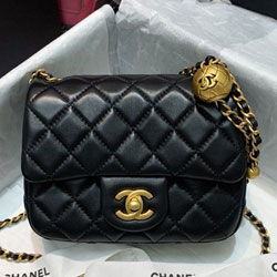 샤넬 플랩 백 AS1786