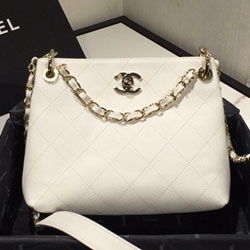 샤넬 가브리엘 호보 백  AS1461
