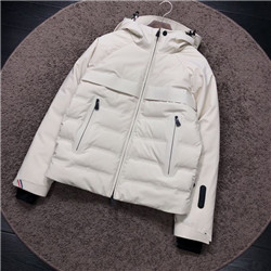 몽클레어  M-5647647