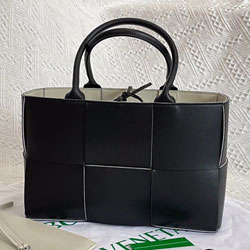 보테가베네타  아르코 토트 백 652876