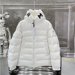 몽클레어  M-7398439