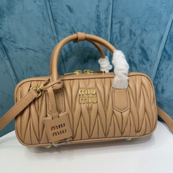 미우미우 숄더백 5BB148