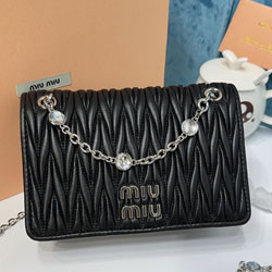 미우미우 숄더백 5BP065