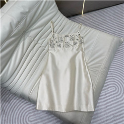 미우미우 M-15562