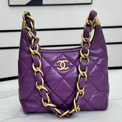 샤넬 핸드백 22cm AS4922