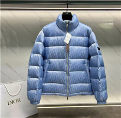 디올 D-8493802