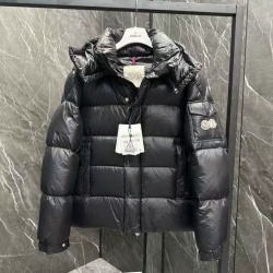 몽클레어 M-7483793