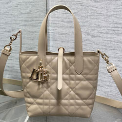 크리스찬디올 숄더백 M250102-1