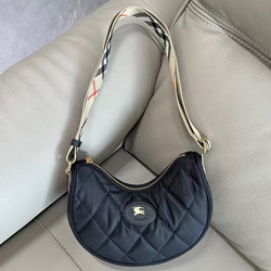 버버리 홀스슈 B-822654