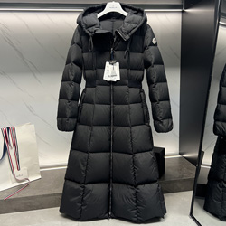 몽클레어 Faucon(포콘/파우콘) M-845521