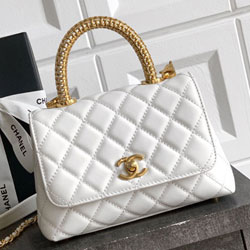 샤넬 핸드백 19cm AS0724