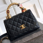 샤넬 플랩 백 19m AS1919