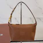 미우미우 숄더백 5NE841